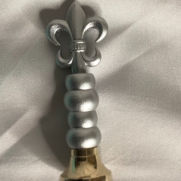 Gartner Studios Sealing Wax & βSβ Wax Seal Stamp β Elegant Fleur-de-Lis Handle - Picture 4 of 7